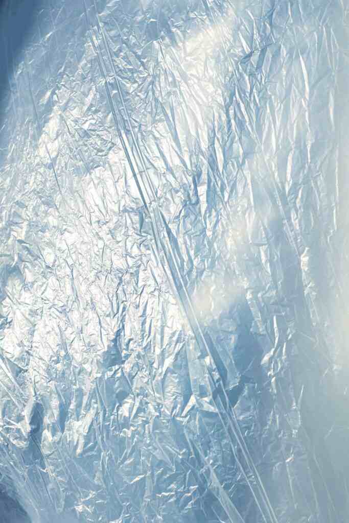 Jak niszczenie delikatnych tkanin?